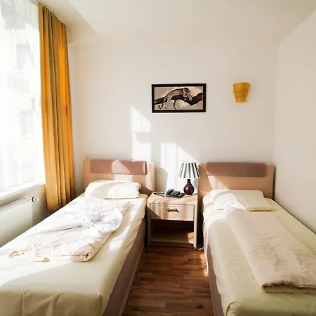 Harmony Hotel 2*